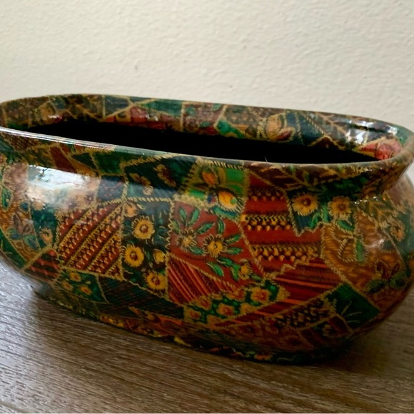 Decoupaged Patchwork Planter - Picture 5 of 10